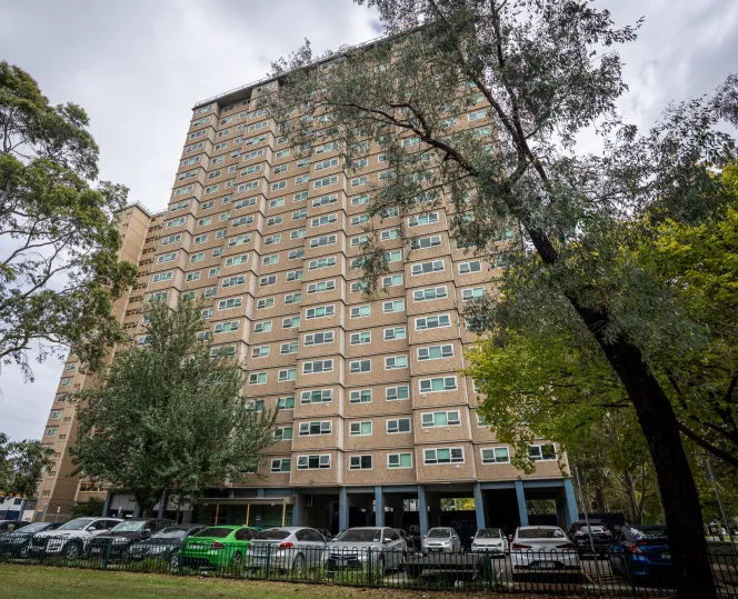 Picture of 126 Racecourse Road, Flemington from the ground