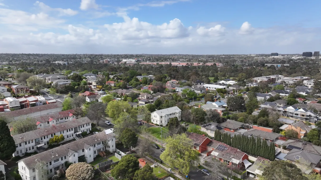 Image of residential houses at Alamein Avenue and Ambon Street in Ashburton.