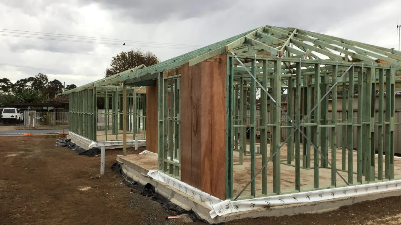 Image of active construction area in Shepparton for the development of new homes for flood-impacted community members.