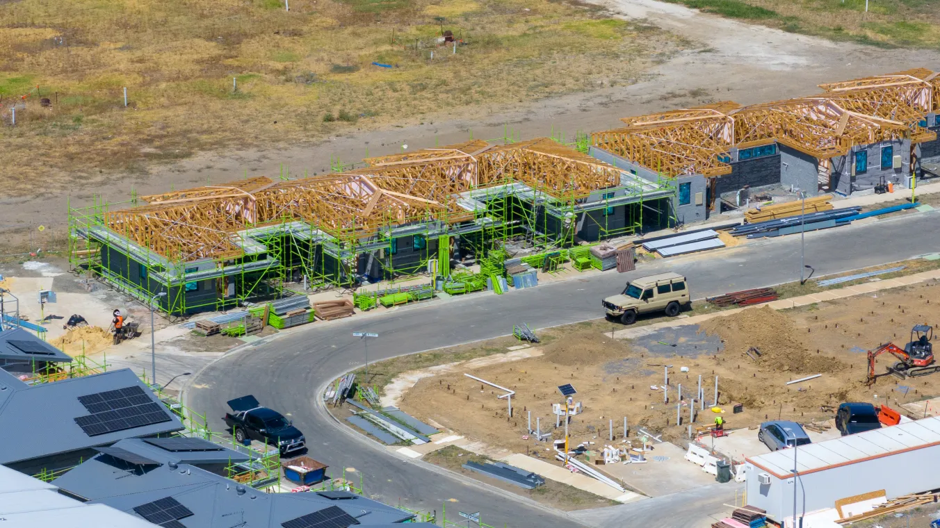 Image of active construction area in Lalor for the development of new social housing 