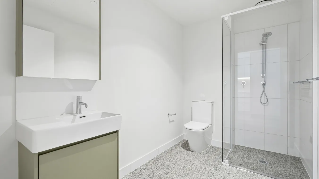 Bathroom with modern fittings and finishes